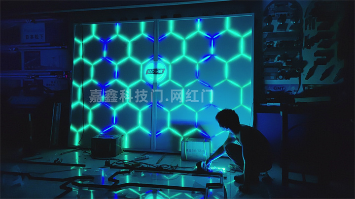 隐形门定制制作
