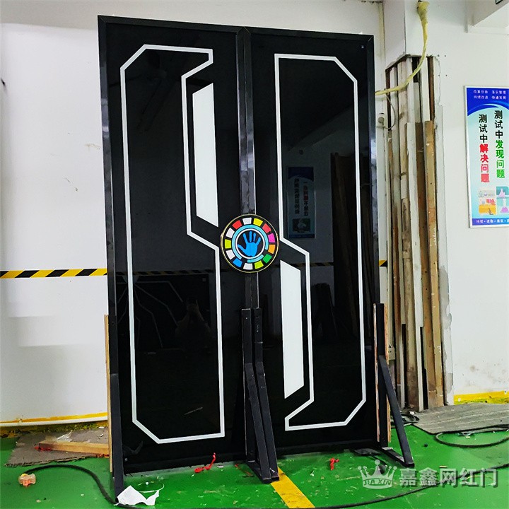 网红店铺门 手掌解锁门