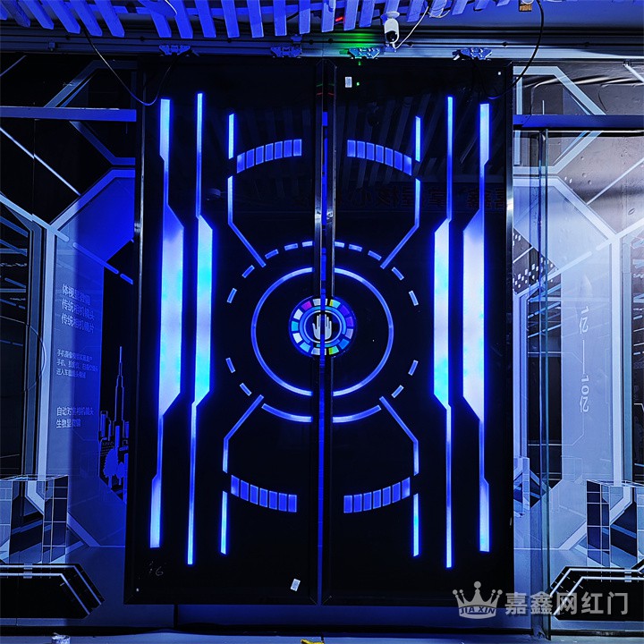 感应发光门设计
